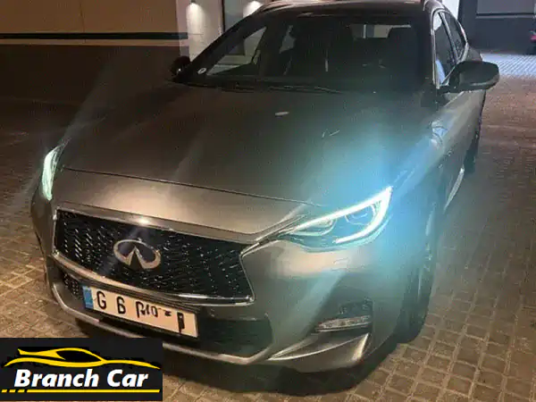 انفينيتي Q30 S AWD 2017 رمادي - فخامة وأداء بحالة...