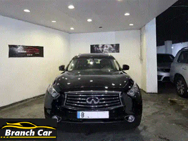 انفنتي QX30 2018 AWD الفاخرة: إصدار Black Edition رمادي مميز | مالك واحد وحالة ممتازة | فل أوبشن