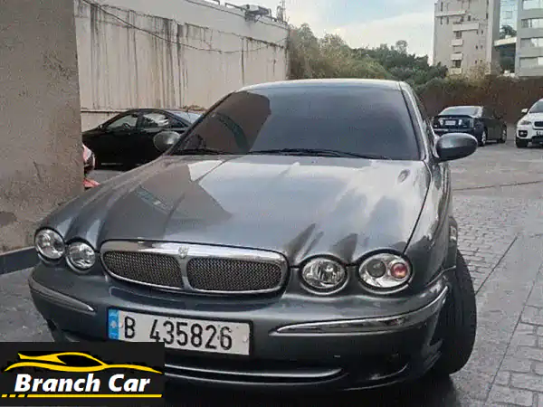 جاكوار X-Type 2002 رمادي - 3.0 4WD بحالة المصنع | مالك...