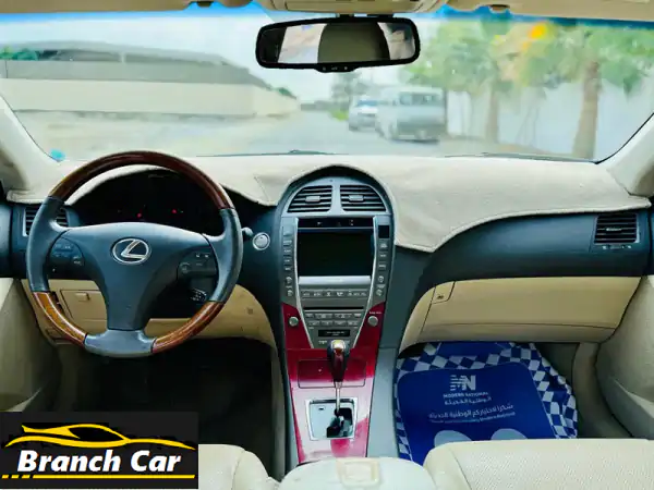 لكزس es 350 موديل 2009، عداد المسافة: 203,000 كم، التسجيل ساري حتى أكتوبر 2026، السعر: 2,600 دينار .