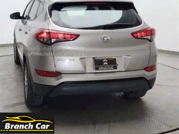 هيونداي توسان دفع رباعي، مواصفات خليجية، بدون حوادث، صبغ وكالة، مسافة 160 ألف كيلومتر، لا تحتاج إلى