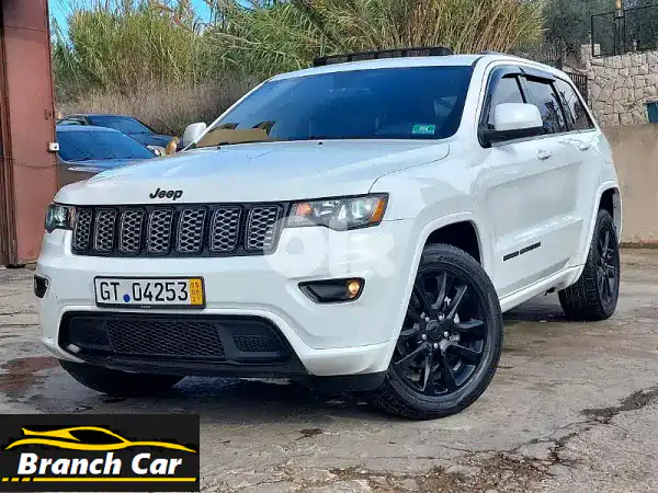 جيب جراند شيروكي 2018 ألتيتيود أبيض: فتحة سقف،...