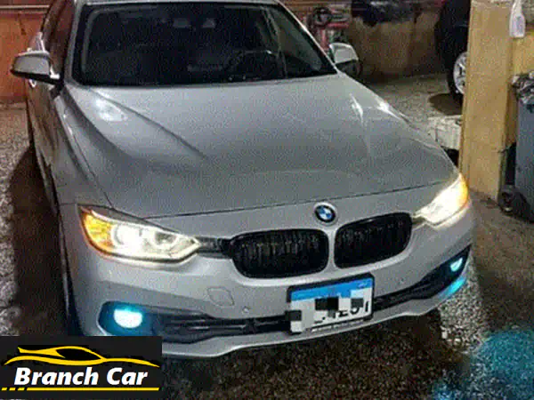 BMW 320i Sport Package 2016 فضي | سيارة الأحلام بأداء استثنائي ومواصفات كاملة!