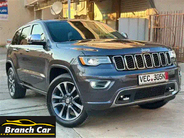 ملك الدفع الرباعي الفاخر! جيب جراند شيروكي تريلهوك 2018 فضي – قوة، أناقة، ومغامرة بلا حدود.