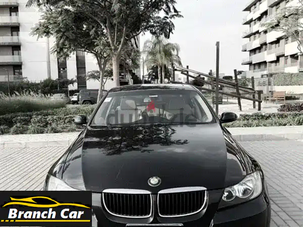 BMW 320i E90 2008 Luxury سوداء | فابريكا بالكامل | أول مالك ٧٠...