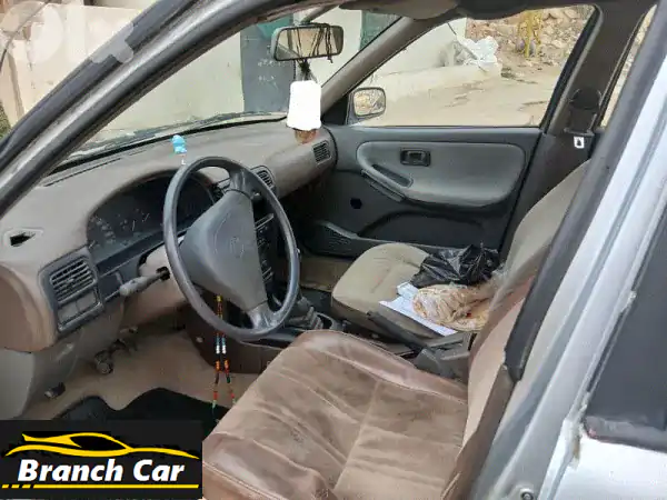 نيسان داتسون 1995