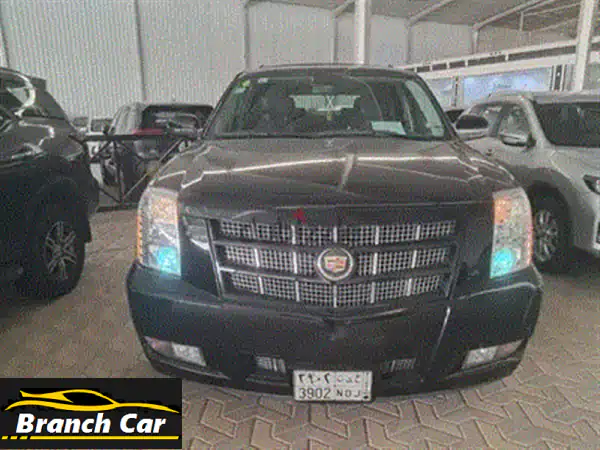 كاديلاك اسكاليد 2015 حمراء: فخامة بسعر 79 ألف! فل كامل، ضمان 5 سنوات – الرياض كارز