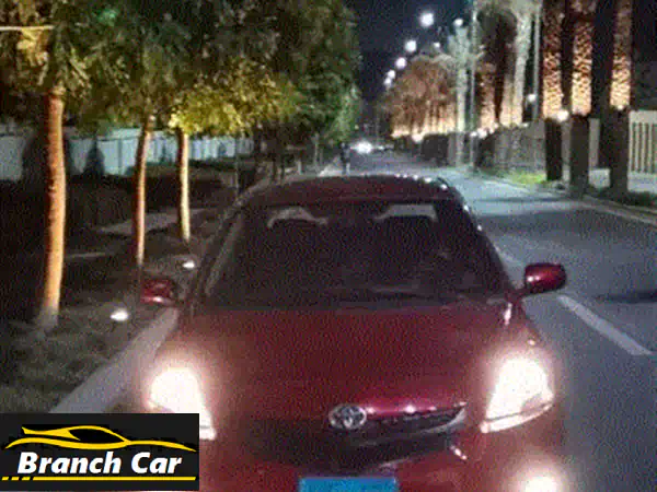 تويوتا يارس 2007 أتوماتيك أعلى فئة - حمراء جذابة...