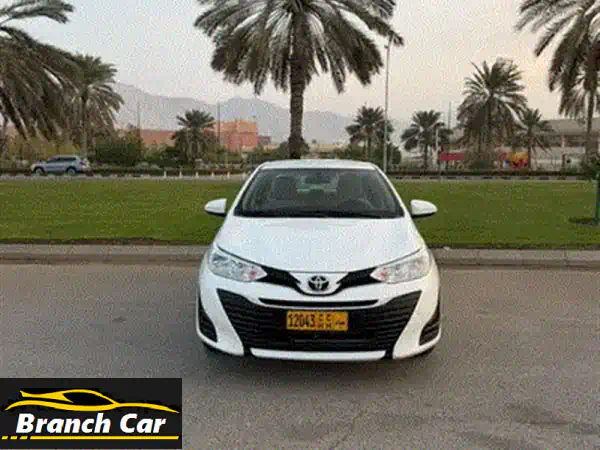 فرصتك الذهبية! تويوتا يارس 2021 أوتوماتيك خليجي بيضاء | موثوقية تويوتا بسعر لا يُفوت! معرض الفجر للسيارات