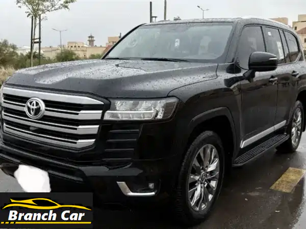 فرصة ذهبية: تويوتا لاندكروزر GXR3 ديزل 2024 | 29 ألف كم | ضمان الوكالة حتى 2027