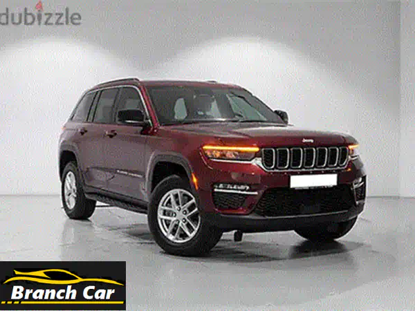 جيب جراند شيروكي 2025 لاريدو: قوة، فخامة، وأمان...