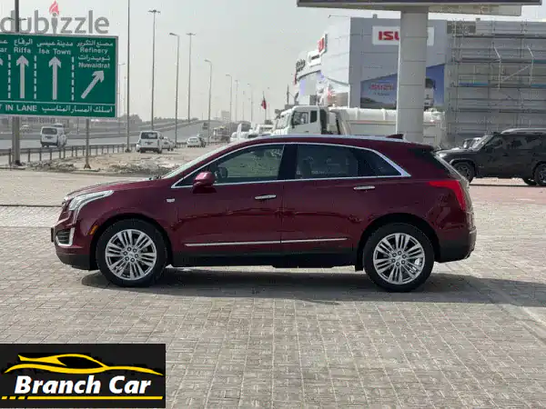 كاديلاك XT5 2017 حمراء فل كامل للبيع في البحرين: فخامة وأداء لا يُضاهى (قابل للتفاوض)