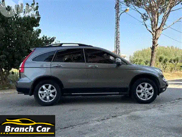 هوندا CRV 2014 رمادي للبيع: اقتصاد وقود مذهل وعداد قليل – فرصة السفر!
