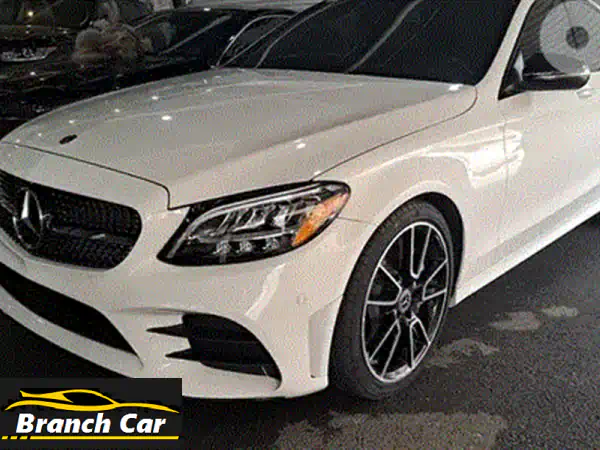 للبيع: مرسيدس C300 4MATIC AMG Black Edition 2015 - فخامة، أداء ومواصفات كاملة بحالة الزيرو