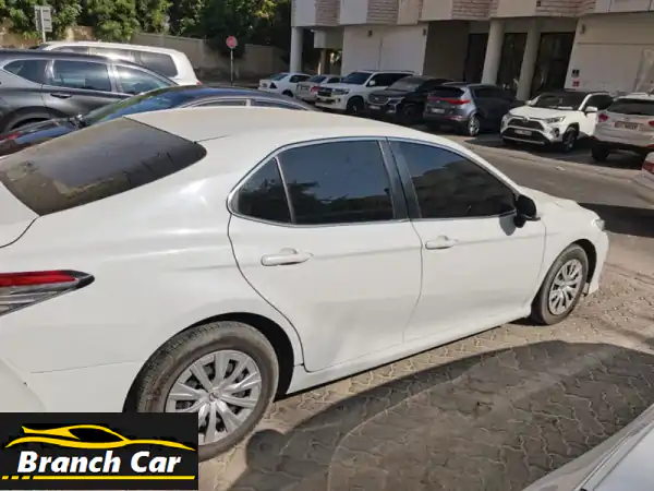 تويوتا كامري 2018: نجمة الطريق | بحالة المصنع ورقم مميز!