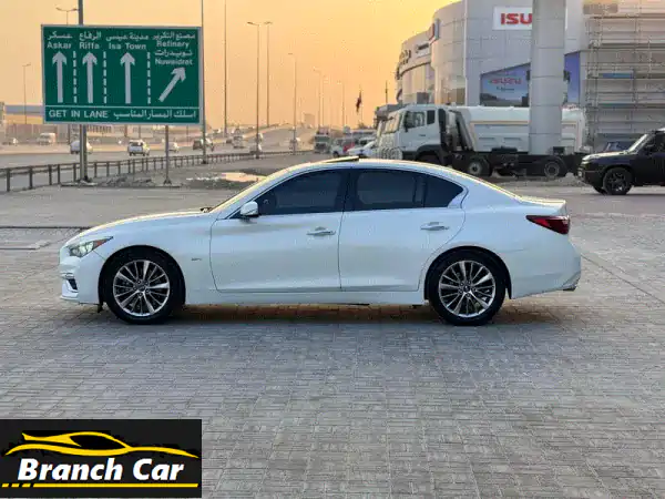 إنفينيتي Q50 2018 بيضاء كاملة المواصفات | رفاهية وأداء ينتظرانك في البحرين