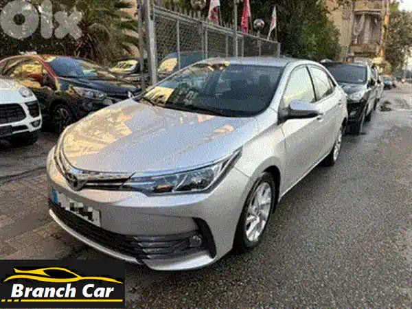 تويوتا كورولا 2023 أسود ملكي | 16 ألف كم فقط | بحالة الوكالة | ضمان NBU