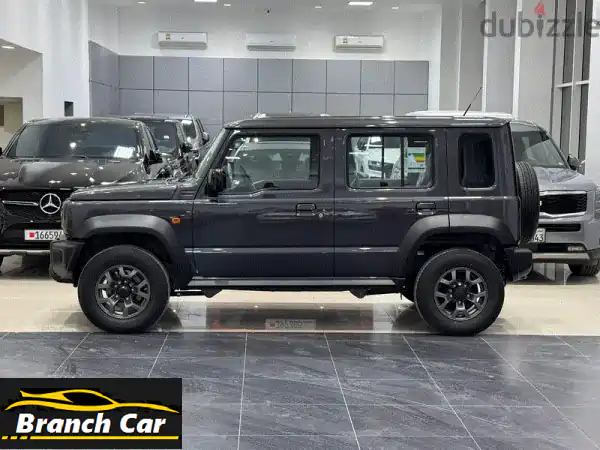 امتلك سوزوكي جيمني 2026 رمادي جديد (زيرو كم) | أيقونة الدفع الرباعي بسعر خاص - البحرين