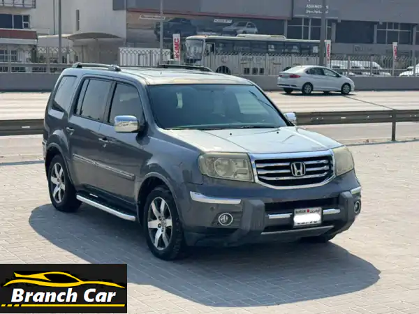 هوندا بايلوت 2013 (رمادي) مع مسافة 82,750 كم. خيارات...