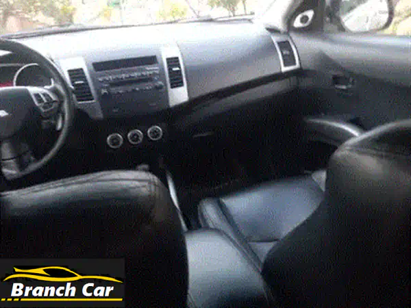 مرسيدس بنز 2009 كشف أسود | فخامة، أداء، وراحة لا تُضاهى بسعر استثنائي!