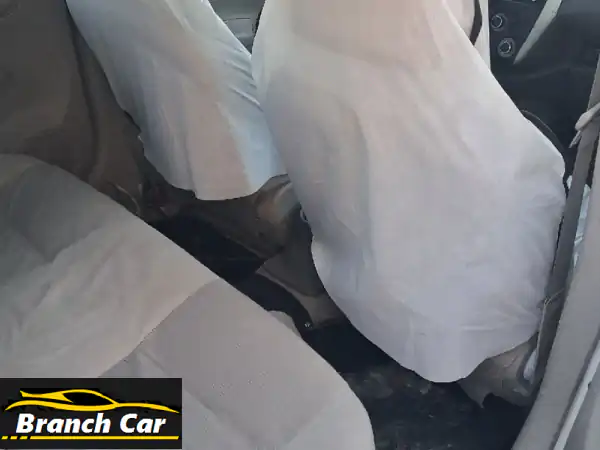 سيارة نيسان صني 2015 مستعملة، ماكينة مغيرة،...