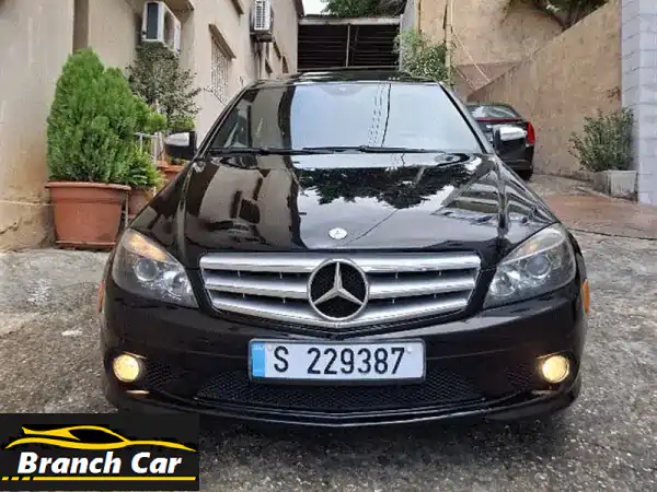 مرسيدس C-Class C300 موديل 2008 أسود ملكي: أناقة وفخامة...