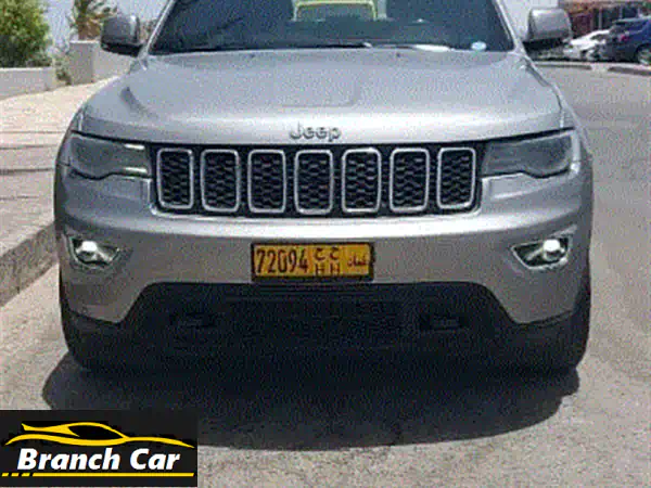 امتلك الأناقة والقوة: جيب شيروكي لاردو 2016 (رمادي) – صيانة شاملة ومواصفات خليجية بسعر مميز!