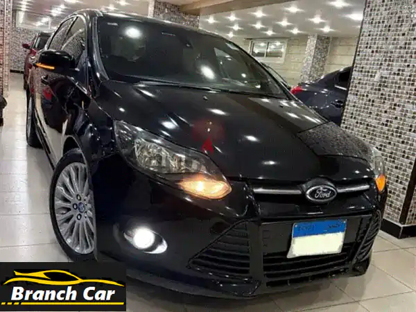 فورد فوكس 2013 هاتشباك تيتانيوم: فابريكا بالكامل...