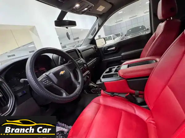 شيفروليه سيلفرادو 2021 أسود | وكالة الكويت | 83 ألف كم | قوة واعتمادية بالبحرين