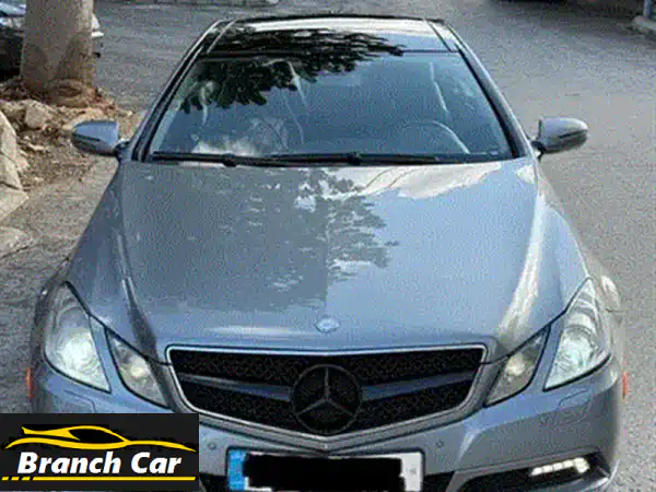 ملك الطريق ينتظرك! لاند روفر رانج روفر سوبر تشارج 2011 أسود: فخامة، قوة، صيانة كاملة، لا أعطال.