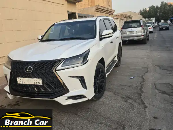 للبيع لكزس lx570 موديل 2017 ماشي 262 كم