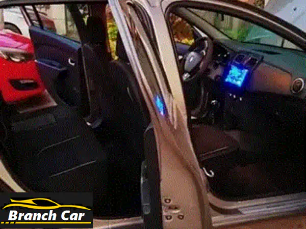 فرصة نادرة: بيجو 407 موديل 2005 فابريكا بالكامل من الداخل | رمادي أنيق