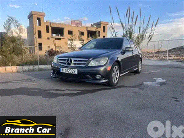 فخامة لا تُقاوَم: مرسيدس C300 موديل 2010 الأصلية - C-Class بحالة المصنع!