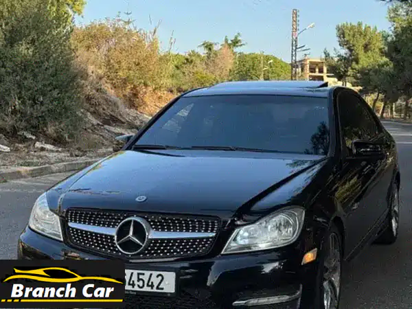 مرسيدس C250 2012 | أسود ملكي! C-Class بأداء وفخامة لا تضاهى