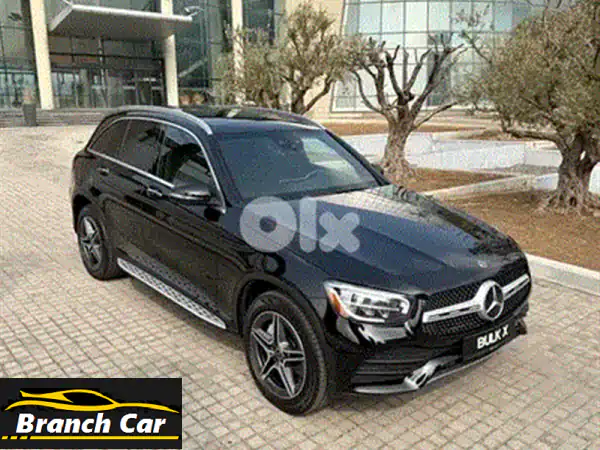 تجربة فخامة لا تُضاهى: مرسيدس GLC300 كوبيه 4MATIC AMG Line 2020 | أسود × أسود، مالك واحد، كالجديدة!