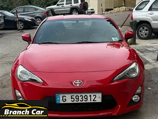 تويوتا GT86 مستعملة بحالة ممتازة! فرصة ذهبية!