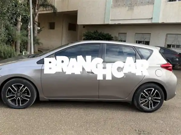 تويوتا أوريس ديزل يدوي 2014 - بحالة ممتازة في طنجة -...