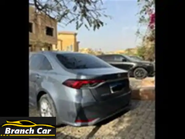تويوتا كورولا 2020 أزرق ملكي - حالة ممتازة - فرصة...