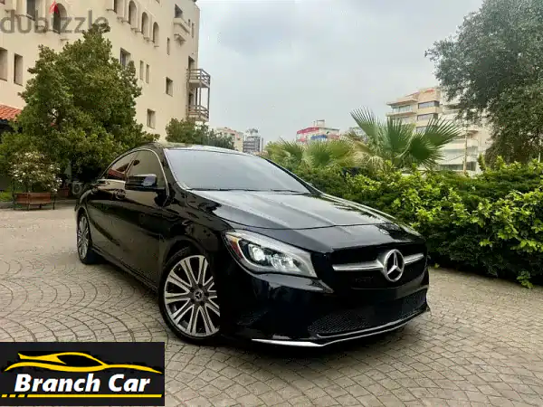 مرسيدس بنز CLA 250 4MATIC 2018 -  أسود أنيق، حالة ممتازة!...