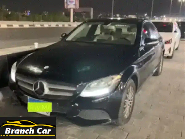 مرسيدس بنز C180 كلاسيك 2015 - أنيقة وعملية بسعر لا يُقاوم!