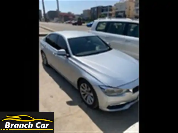 بي ام دبليو 318i Luxury 2018 - حالة ممتازة - التجمع...
