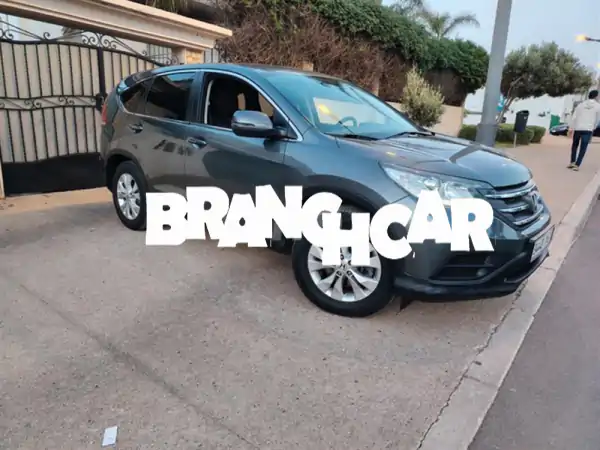هوندا CRV ديزل 2014 - حالة ممتازة - يد أولى - 145,000 درهم