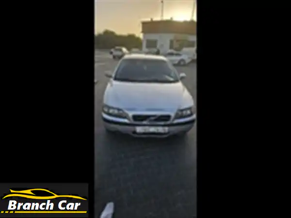 فولفو S60 مميزة للبيع بالرياض - قيادة سلسة وراحة فائقة!