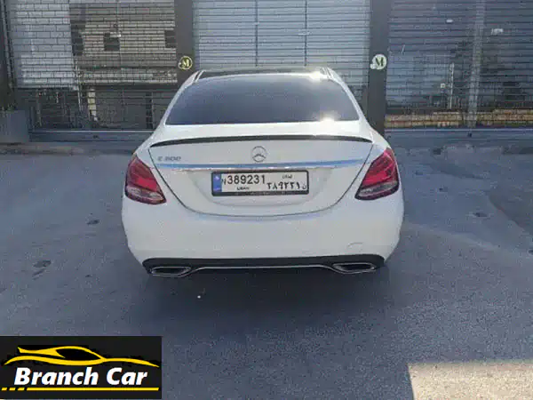 مرسيدس C-Class 2017 بيضاء - بحالة ممتازة! (قليلة الكيلومترات)