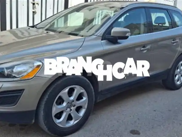 فولفو XC60 أوتوماتيك -  فرصة ذهبية! سيارة بحالة...