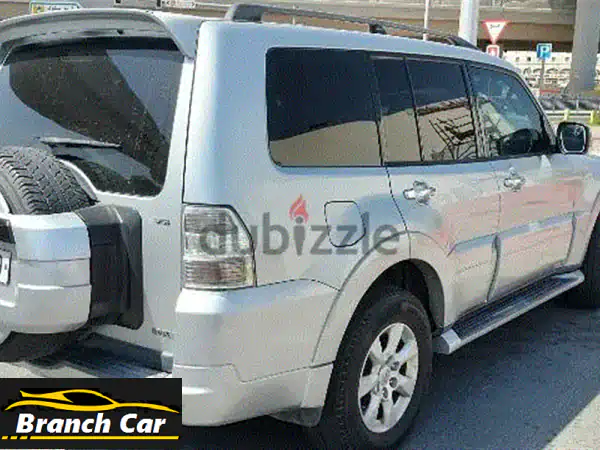 ميتسوبيشي باجيرو 2012 - بحالة ممتازة! بطارية جديدة واستمارة سارية