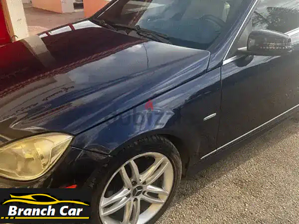 مرسيدس بنز C-Class 2012 بحالة ممتازة - فرصة لا تُفوّت!