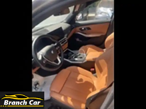 BMW 320i 2024 فابريكا - فرصة ذهبية! (8,000 كم فقط)