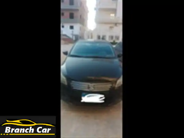 سوزوكي سياز 2015 بحالة ممتازة! بطارية وكاوتش جديدة!