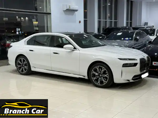 بي إم دبليو 740i 2023 -  فخامة ألمانية بلمسة عصرية (أبيض...